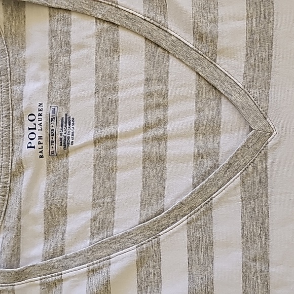 Polo Ralph Lauren V-Neck T-shirt - Picture 3 of 6